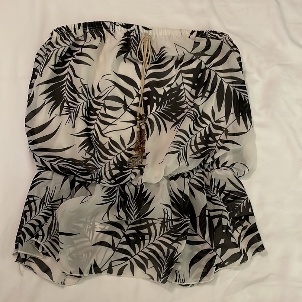 Beachy strapless top